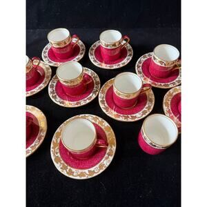 Wedgwood Whitehall Ruby Demitasse Cups & Saucers 19 Pieces (10 Cups, 9 Saucers)